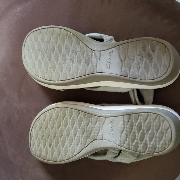 Clarks cloustepper grey sandals size 8 - Picture 4 of 4